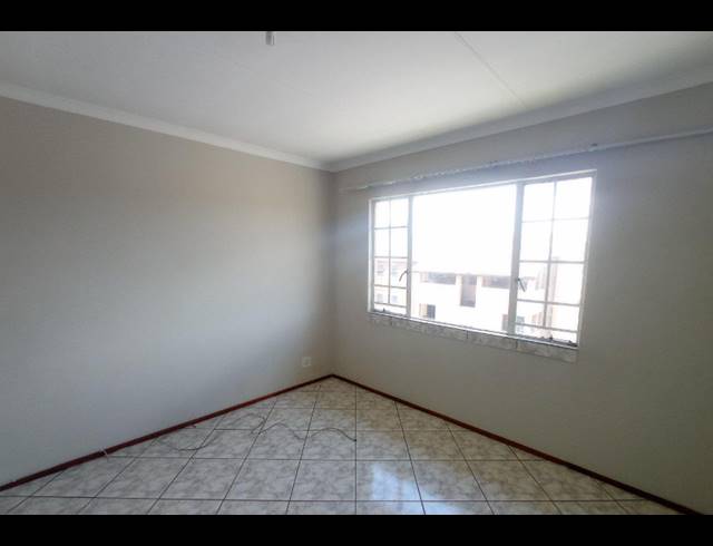 2 BEDROOM APARTMENT FOR SALE IN ALAN MANOR